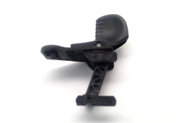 Recambio de manilla ext. puerta delantero derecha para renault twingo i (c06) 1.2 (c066/67/68) referencia OEM IAM 7700822425  