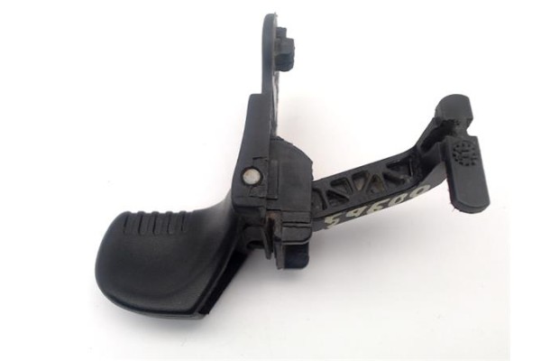 Recambio de manilla ext. puerta delantero izquierda para renault twingo i (c06) 1.2 (c066/67/68) referencia OEM IAM 7700822426  