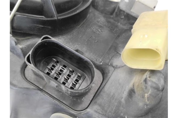 Recambio de faro delantero dcho para seat cordoba berlina (6k2) 1.6 referencia OEM IAM 6K1941044A  
