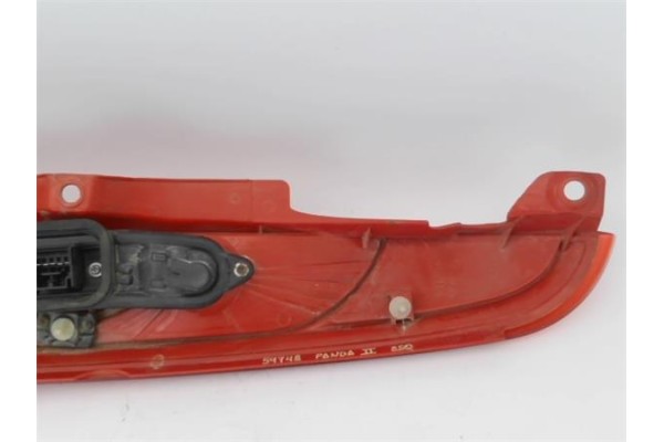 Recambio de piloto trasero izquierdo para fiat ii panda (169) 1.1 referencia OEM IAM 51705459  