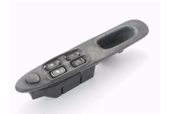 Recambio de mando elevalunas delantero izquierdo para hyundai lantra berlina (rd) 1.9 d referencia OEM IAM 9357029050  