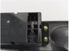 Recambio de mando elevalunas delantero izquierdo para hyundai lantra berlina (rd) 1.9 d referencia OEM IAM 9357029050  