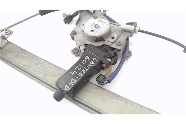 Recambio de mecanismo elevalunas delantero derecho para hyundai lantra berlina (rd) 1.9 d referencia OEM IAM 9882029010  