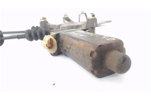Recambio de mecanismo elevalunas trasero derecho para hyundai lantra berlina (rd) 1.9 d referencia OEM IAM 8340229031  
