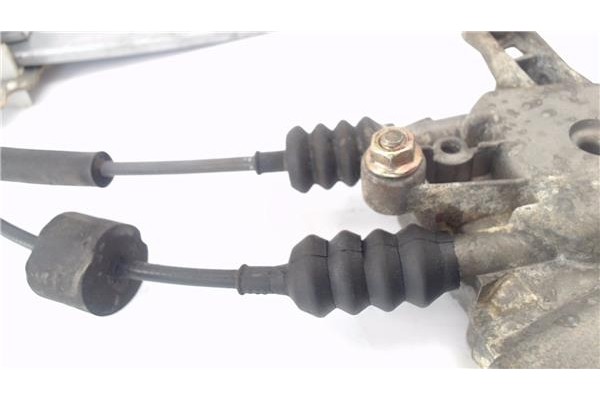 Recambio de mecanismo elevalunas trasero derecho para hyundai lantra berlina (rd) 1.9 d referencia OEM IAM 8340229031  
