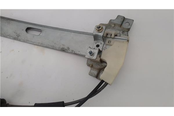 Recambio de mecanismo elevalunas trasero izquierdo para hyundai lantra berlina (rd) 1.9 d referencia OEM IAM 8340129031  