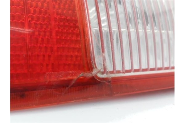 Recambio de piloto trasero derecho para fiat ii panda (169) 1.1 referencia OEM IAM 51705458  