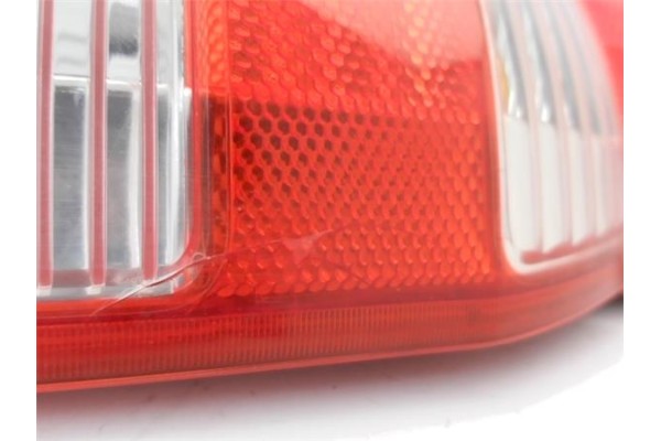 Recambio de piloto trasero derecho para fiat ii panda (169) 1.1 referencia OEM IAM 51705458  