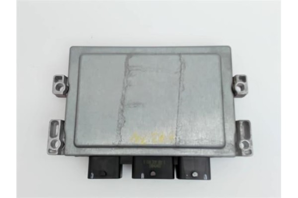 Recambio de centralita para renault twingo ii 1.2 authentique referencia OEM IAM 8200700695 S120200117 