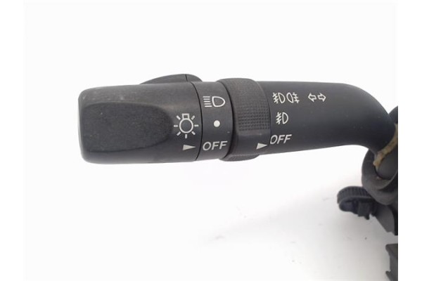 Recambio de mando intermitencia para mazda 2 (b2w) 1.6 referencia OEM IAM   