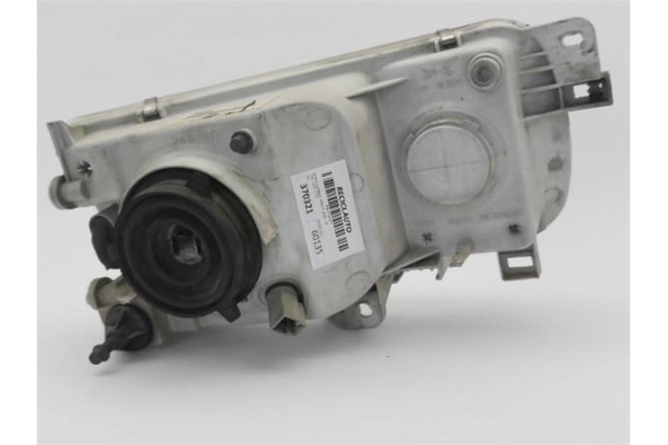 Recambio de faro delantero izquierdo para nissan serena (c23m) 2.3 d referencia OEM IAM 260607C002  