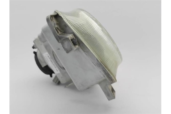 Recambio de faro delantero izquierdo para nissan serena (c23m) 2.3 d referencia OEM IAM 260607C002  