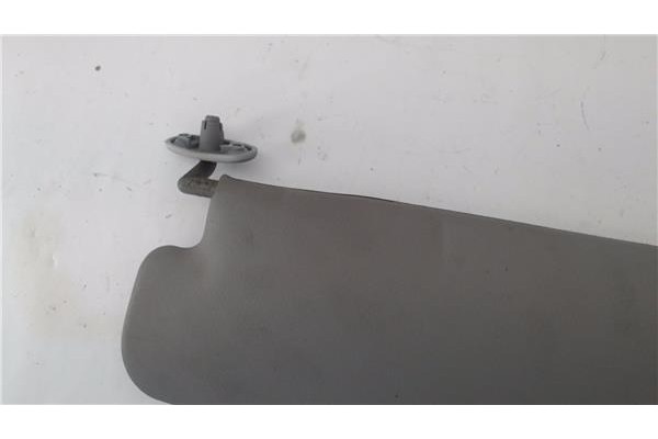 Recambio de parasol derecho para nissan serena (c23m) 2.3 d referencia OEM IAM 964008C860  