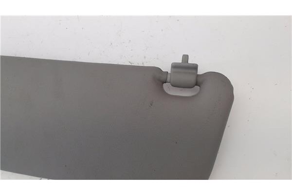 Recambio de parasol derecho para nissan serena (c23m) 2.3 d referencia OEM IAM 964008C860  
