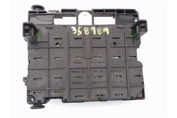 Recambio de caja fusibles/rele para peugeot 307 (3a/c) 2.0 hdi 135 referencia OEM IAM 6547SB 9657608780BSMB3 