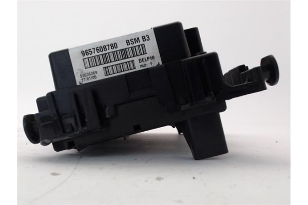 Recambio de caja fusibles/rele para peugeot 307 (3a/c) 2.0 hdi 135 referencia OEM IAM 6547SB 9657608780BSMB3 