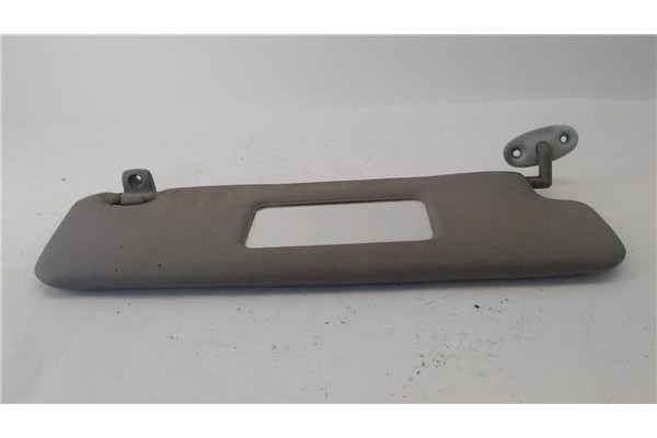 Recambio de parasol derecho para nissan serena (c23m) 2.3 d referencia OEM IAM 964008C860  