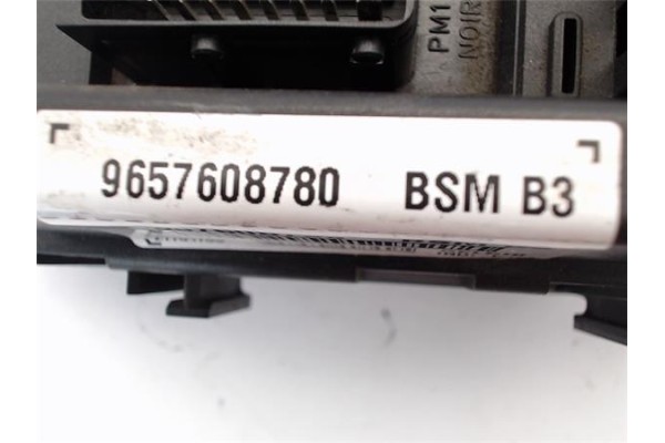 Recambio de caja fusibles/rele para peugeot 307 (3a/c) 2.0 hdi 135 referencia OEM IAM 6547SB 9657608780BSMB3 