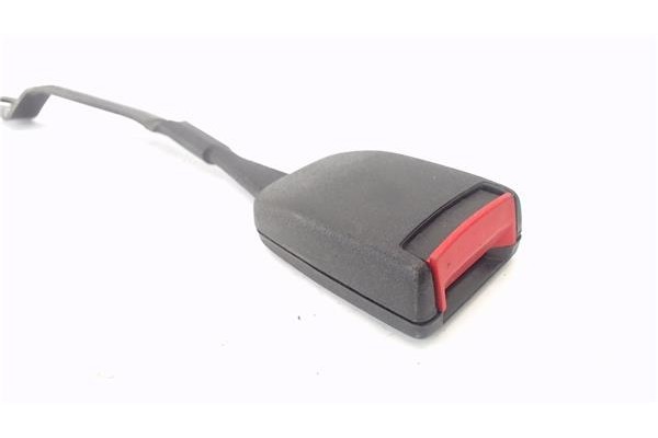Recambio de anclaje cinturon delantero izquierdo para volkswagen golf iv berlina (1j1) 1.6 16v referencia OEM IAM 1J3858471  