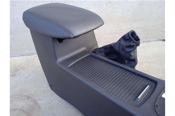 Recambio de embellecedor consola central para ford focus berlina (cew) 1.5 business referencia OEM IAM F1EBA045M62 F1EBA045A08E 