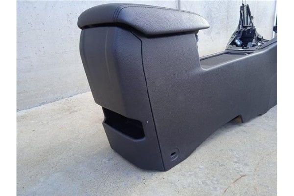 Recambio de embellecedor consola central para ford focus berlina (cew) 1.5 business referencia OEM IAM F1EBA045M62 F1EBA045A08E 