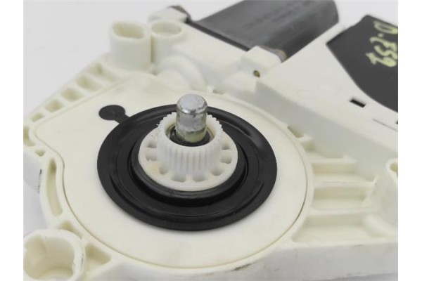 Recambio de motor elevalunas delantero izquierdo para volkswagen golf v (1k1) 2.0 fsi referencia OEM IAM 1K0959701LZ02 1K0959701