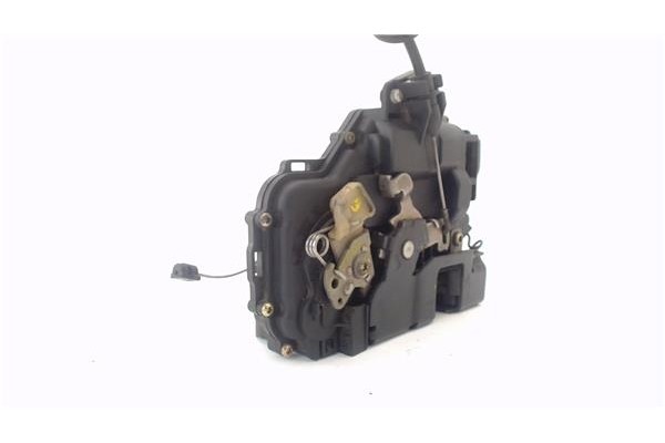 Recambio de cierre electromagnetico delantero izquierdo para volkswagen golf iv berlina (1j1) 1.6 16v referencia OEM IAM 3B18370