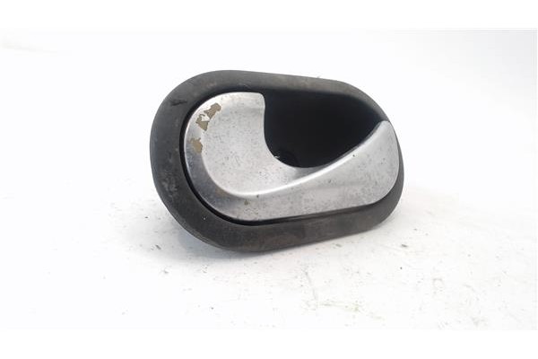 Recambio de manilla int. puerta delantero izquierda para renault megane ii (bm0/1_, cm0/1_) 1.9d dci (120) referencia OEM IAM 82
