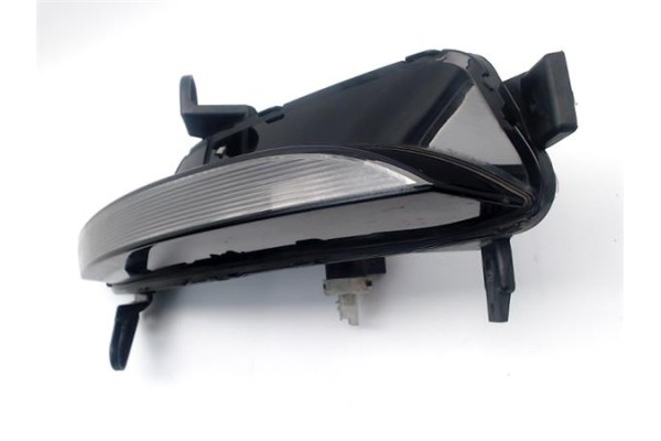 Recambio de intermitente delantero izquierdo para renault megane iv berlina 5p 1.2 experience referencia OEM IAM 261354958R  
