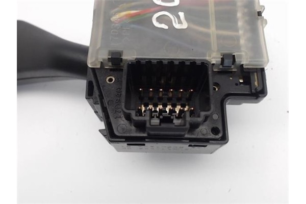 Recambio de mando de luces para ford focus sportbreak (cap) referencia OEM IAM 4M5T17A553BD  1350067 , FORD | 4M5T17A553BC , FOR