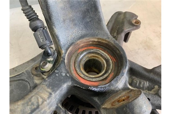 Recambio de mangueta delantero izquierda para volkswagen golf iv berlina (1j1) 1.6 16v referencia OEM IAM 1J0407255N  