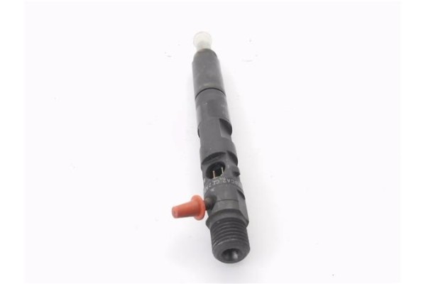 Recambio de inyector para renault clio iii 1.5 authentique referencia OEM IAM 8200815416 H8200421897 