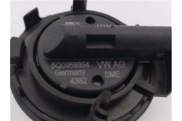 Recambio de sensor impacto para volkswagen golf vii (5g1/be1) 1.6 advance bluemotion tech. referencia OEM IAM 5Q0959354  