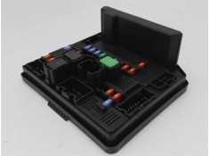 Recambio de caja fusibles/rele para nissan qashqai (j10) 1.6 360 referencia OEM IAM 284B7BB02C 522792F04 