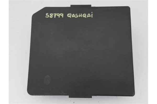 Recambio de caja fusibles/rele para nissan qashqai (j10) 1.6 360 referencia OEM IAM 284B7BB02C 522792F04 