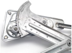 Recambio de elevalunas manual delantero derecho para renault twingo i (c06) 1.2 (c066/67/68) referencia OEM IAM 7700818266  