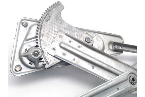Recambio de elevalunas manual delantero derecho para renault twingo i (c06) 1.2 (c066/67/68) referencia OEM IAM 7700818266  