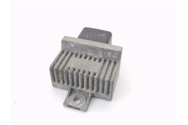 Recambio de caja precalentamiento para renault megane ii berlina 3p 1.5 authentique confort referencia OEM IAM 7700115078  