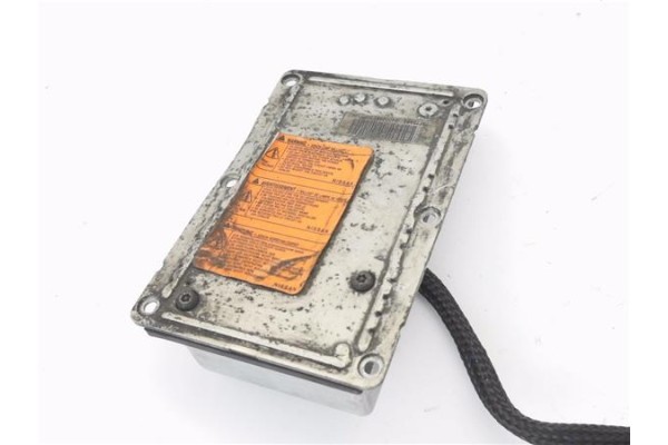 Recambio de centralita xenon para nissan primera berlina (p11) 2.0 ambiente referencia OEM IAM 89002070 73925612 