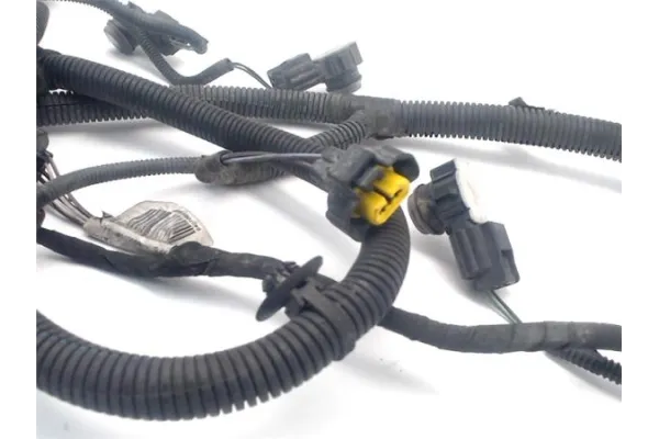 Recambio de instalacion elec. sensor parking trasero para renault megane iv berlina 5p 1.2 experience referencia OEM IAM 2401536
