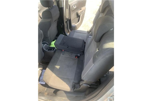 Recambio de asientos traseros para citroen c3 aircross 1.2 c-series referencia OEM IAM 9811378580  