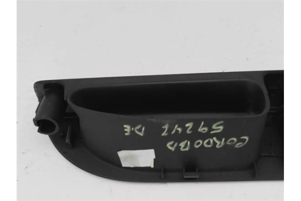 Recambio de mando elevalunas delantero izquierdo para seat cordoba berlina (6l2) 1.9 tdi referencia OEM IAM 6L1867171C  