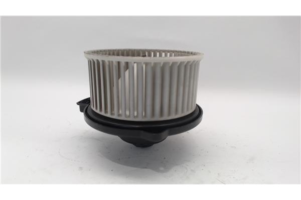Recambio de motor calefaccion para mazda 2 (b2w) 1.6 referencia OEM IAM   