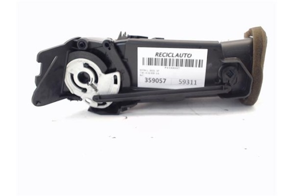 Recambio de rejilla entrada de aire para opel astra j 1.6 referencia OEM IAM 13303921  
