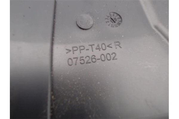 Recambio de rejilla entrada de aire para opel astra j 1.6 referencia OEM IAM 13303921  