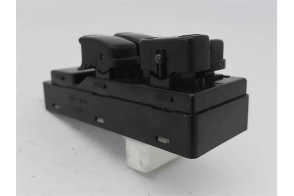 Recambio de mando elevalunas delantero izquierdo para kia carnival 2.9 td referencia OEM IAM K54D6635044  