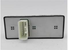 Recambio de mando elevalunas delantero izquierdo para kia carnival 2.9 td referencia OEM IAM K54D6635044  