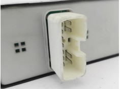 Recambio de mando elevalunas delantero izquierdo para kia carnival 2.9 td referencia OEM IAM K54D6635044  