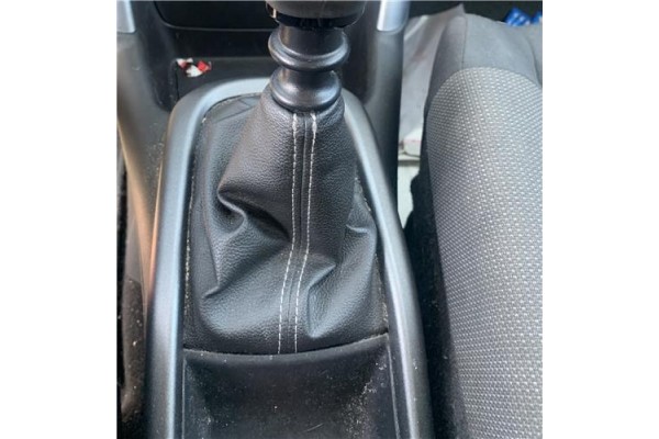 Recambio de consola para citroen c3 aircross 1.2 c-series referencia OEM IAM YQ000630CY  
