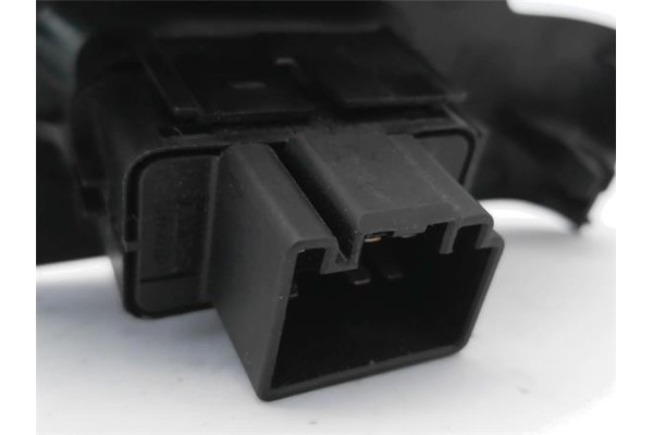 Recambio de mando elevalunas trasero izquierdo para land rover freelander (ln) 2.0 di referencia OEM IAM ELH500070PUY  